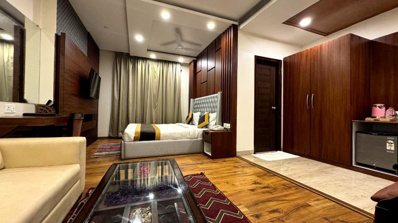 Hotel River Rhythm Assi Ghat Varanasi Ngoại thất bức ảnh