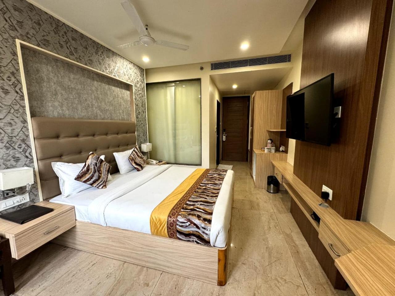 Hotel River Rhythm Assi Ghat Varanasi Ngoại thất bức ảnh