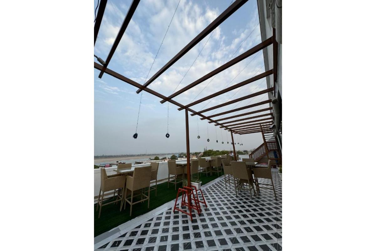 Hotel River Rhythm Assi Ghat Varanasi Ngoại thất bức ảnh