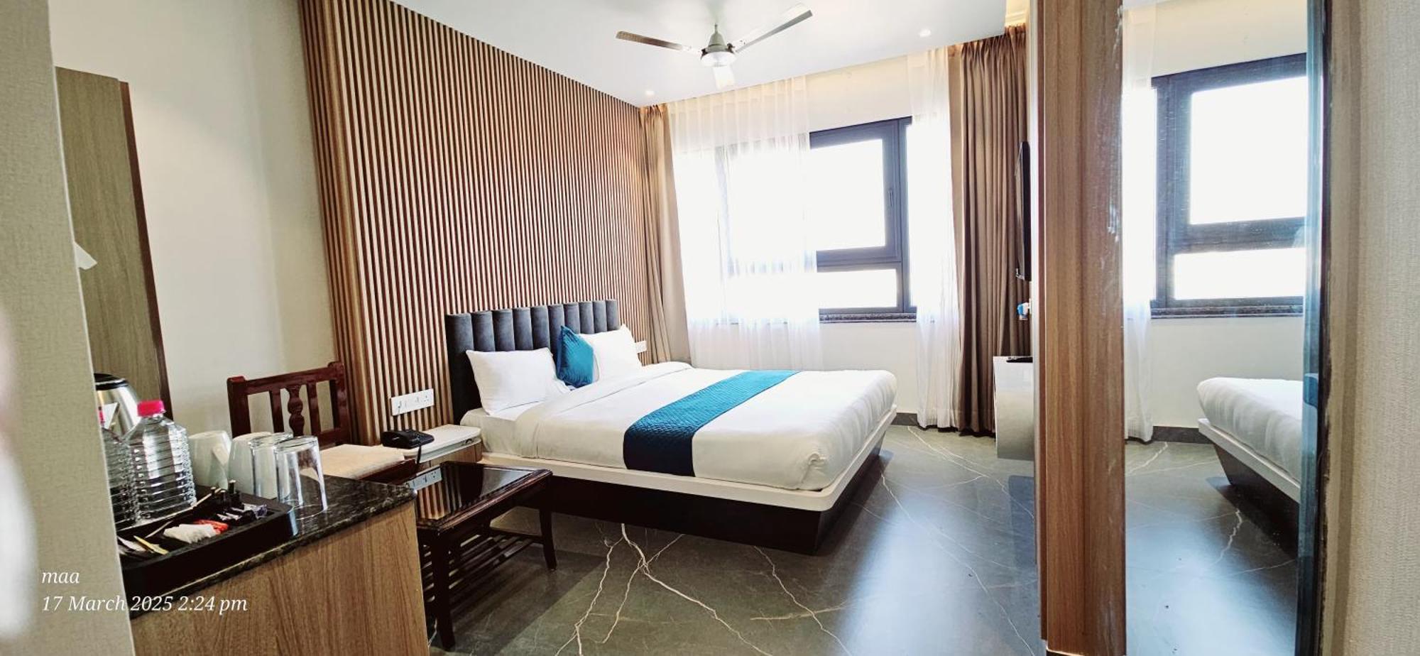 Hotel River Rhythm Assi Ghat Varanasi Ngoại thất bức ảnh
